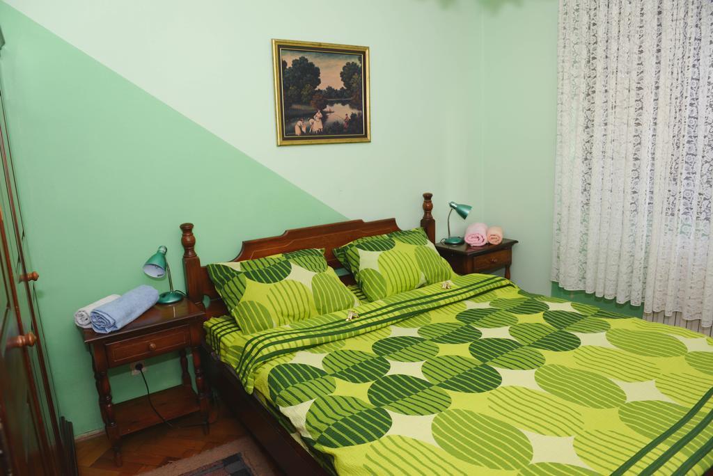 Beli Dvor Otel Sombor Oda fotoğraf