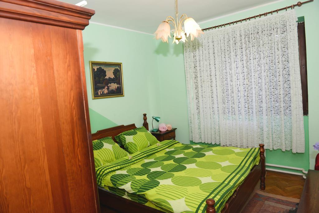 Beli Dvor Otel Sombor Oda fotoğraf